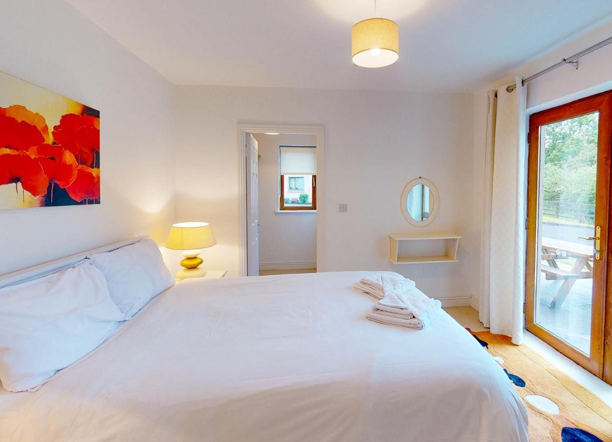 Lakeside Holiday Homes - Type B By Trident Holiday Homes Killaloe Buitenkant foto